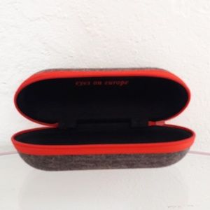 eyes on europe glasses case